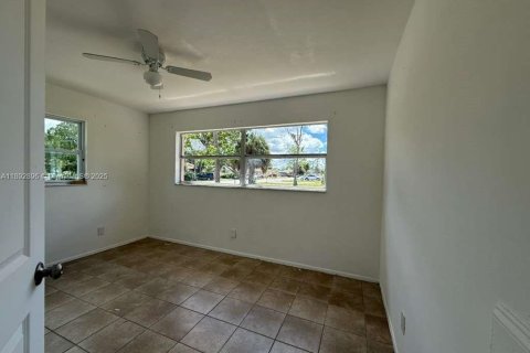 Appartement à louer à Fort Myers, Floride: 2 chambres, 69.21 m2 № 1946460 - photo 11