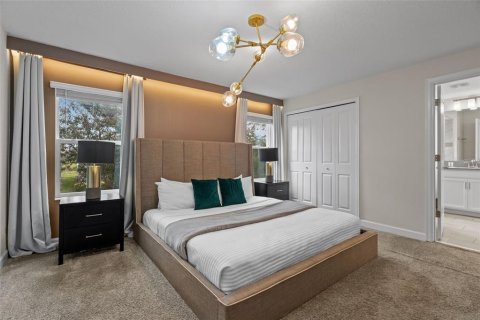 Townhouse in Davenport, Florida 4 bedrooms, 177.81 sq.m. № 2165984 - photo 19