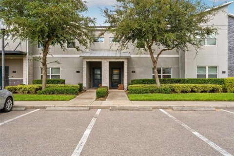 Townhouse in Davenport, Florida 4 bedrooms, 177.81 sq.m. № 2165984