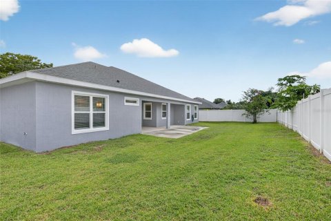 House in Palm Coast, Florida 4 bedrooms, 250 sq.m. № 2277547 - photo 6