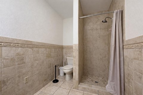 House in Haines City, Florida 4 bedrooms, 272.48 sq.m. № 2195450 - photo 22