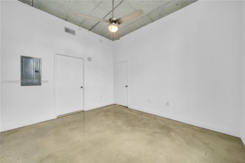 Copropriété à louer à Miami, Floride: 1 chambre, 67.17 m2 № 2023413 - photo 12