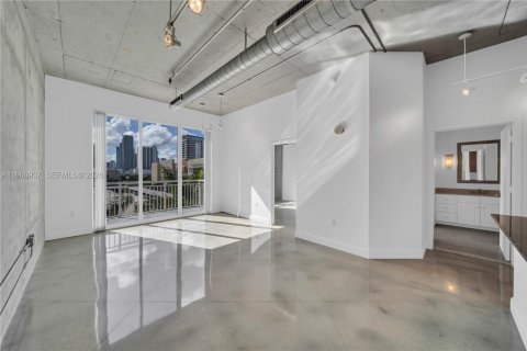Condo à Miami, Floride, 1 chambre  № 2023413