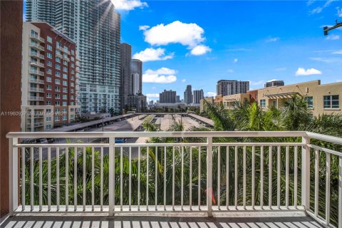 Copropriété à louer à Miami, Floride: 1 chambre, 67.17 m2 № 2023413 - photo 20