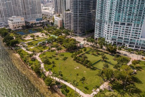 Copropriété à louer à Miami, Floride: 1 chambre, 67.17 m2 № 2023413 - photo 24