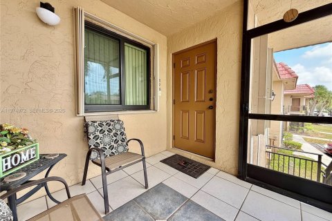 Condo in Weston, Florida, 2 bedrooms  № 2036173 - photo 24