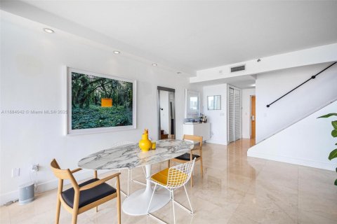 Condominio en venta en Miami, Florida, 1 dormitorio, 95.69 m2 № 2012397 - foto 6