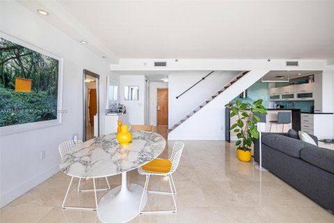 Condominio en venta en Miami, Florida, 1 dormitorio, 95.69 m2 № 2012397 - foto 9