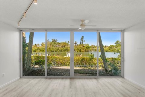 Condominio en alquiler en Longboat Key, Florida, 2 dormitorios, 134.62 m2 № 2310832 - foto 3