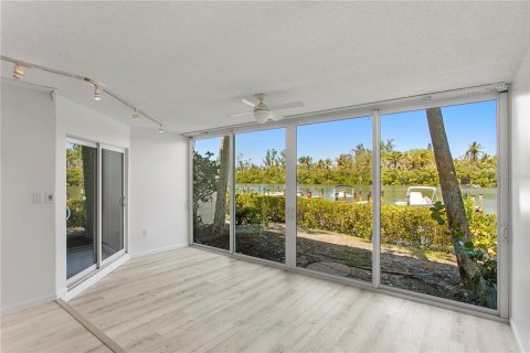 Condominio en alquiler en Longboat Key, Florida, 2 dormitorios, 134.62 m2 № 2310832 - foto 5