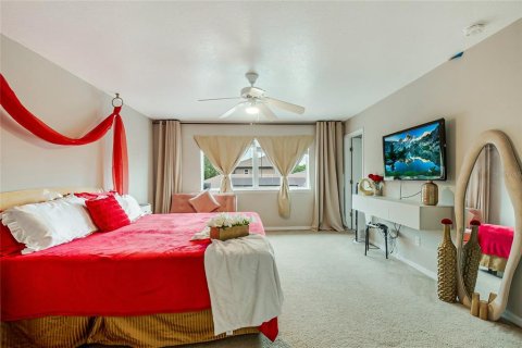 House in Davenport, Florida 5 bedrooms, 223.89 sq.m. № 2234623 - photo 16