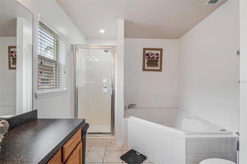 House in Davenport, Florida 5 bedrooms, 223.89 sq.m. № 2234623 - photo 19