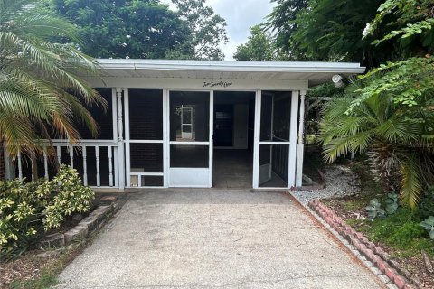 Casa en venta en Lake Wales, Florida, 2 dormitorios, 132.39 m2 № 1901865 - foto 11
