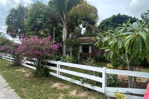 Casa en venta en Lake Wales, Florida, 2 dormitorios, 132.39 m2 № 1901865 - foto 8