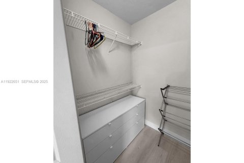 Copropriété à louer à Miramar, Floride: 2 chambres, 78.97 m2 № 1976490 - photo 13