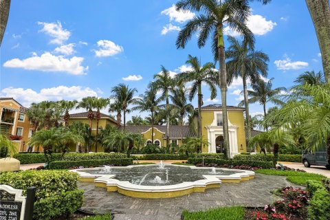 Copropriété à louer à Miramar, Floride: 2 chambres, 78.97 m2 № 1976490 - photo 2