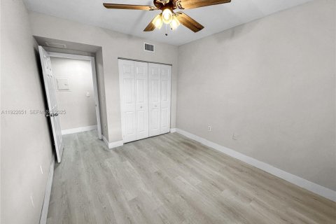 Copropriété à louer à Miramar, Floride: 2 chambres, 78.97 m2 № 1976490 - photo 19