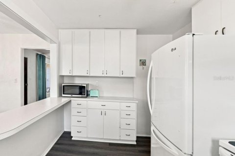 Casa en venta en Daytona Beach, Florida, 4 dormitorios, 163.14 m2 № 2303376 - foto 23