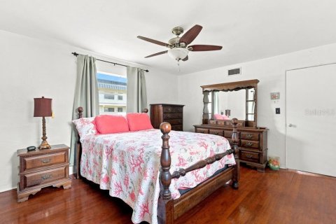 Casa en venta en Daytona Beach, Florida, 4 dormitorios, 163.14 m2 № 2303376 - foto 24