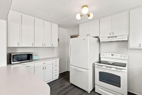 Casa en venta en Daytona Beach, Florida, 4 dormitorios, 163.14 m2 № 2303376 - foto 18