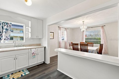 Casa en venta en Daytona Beach, Florida, 4 dormitorios, 163.14 m2 № 2303376 - foto 21