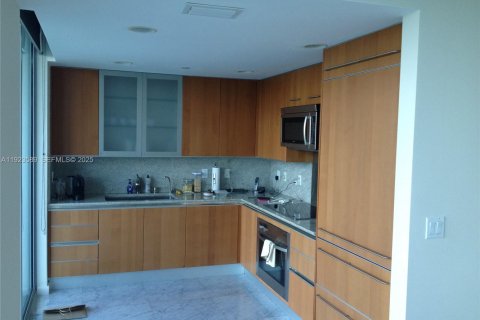 Купить кондоминиум в Майами, Флорида 2 спальни, 148.18м2, № 1983606 - фото 1