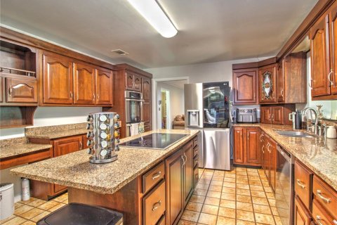 Casa en venta en Ocala, Florida, 4 dormitorios, 370.68 m2 № 1866191 - foto 27