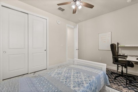 House in Orlando, Florida 6 bedrooms, 404.96 sq.m. № 1688506 - photo 25