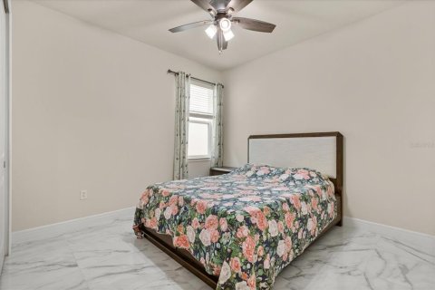 House in Orlando, Florida 6 bedrooms, 404.96 sq.m. № 1688506 - photo 30