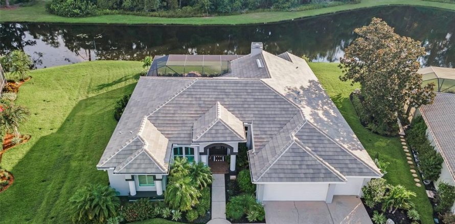 Casa en Palm Harbor, Florida 4 dormitorios, 257.06 m2 № 1894596
