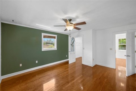 House in Brandon, Florida 3 bedrooms, 189.89 sq.m. № 2313115 - photo 30