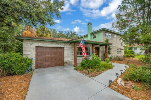 Villa ou maison à Brandon, Floride 3 chambres, 189.89 m2 № 2313115