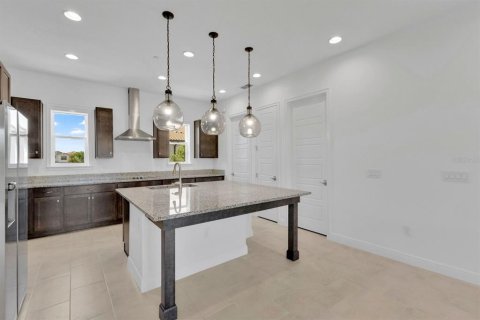 Townhouse in Orlando, Florida 3 bedrooms, 214.6 sq.m. № 2199430 - photo 23