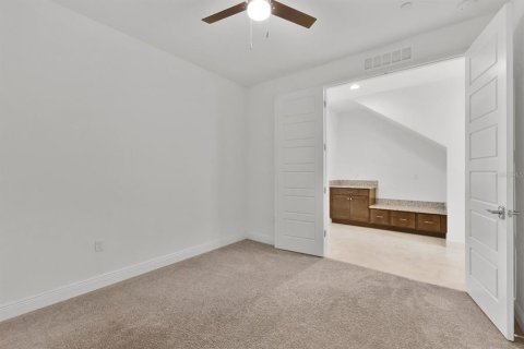 Townhouse in Orlando, Florida 3 bedrooms, 214.6 sq.m. № 2199430 - photo 10