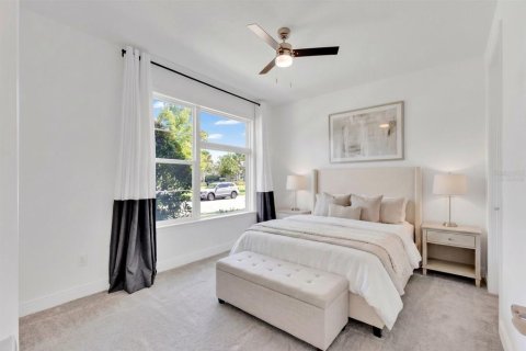 Townhouse in Orlando, Florida 3 bedrooms, 214.6 sq.m. № 2199430 - photo 5