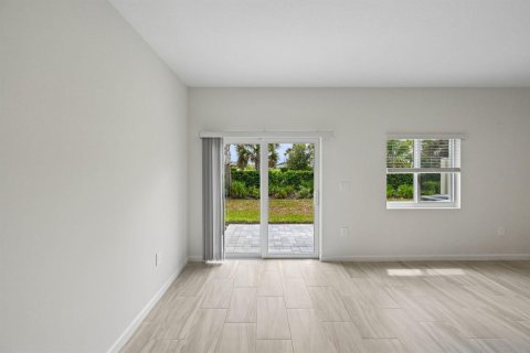 Touwnhouse à vendre à Port St. Lucie, Floride: 3 chambres, 139.91 m2 № 2382951 - photo 9