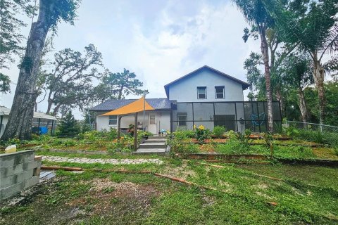 House in New Port Richey, Florida 3 bedrooms, 150.97 sq.m. № 1815323 - photo 26