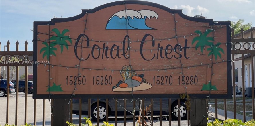 Condominio en Miami, Florida, 3 dormitorios  № 2030935