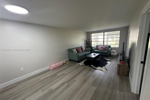 Copropriété à vendre à Plantation, Floride: 2 chambres, 88.44 m2 № 1836183 - photo 4