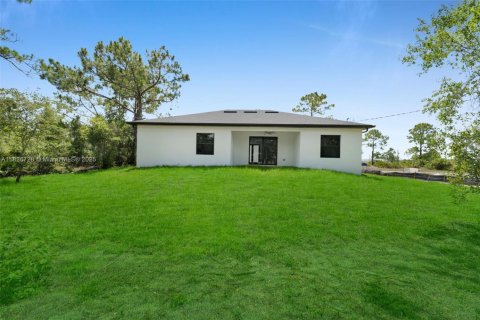 Villa ou maison à vendre à Lehigh Acres, Floride: 3 chambres, 159.7 m2 № 1935950 - photo 28