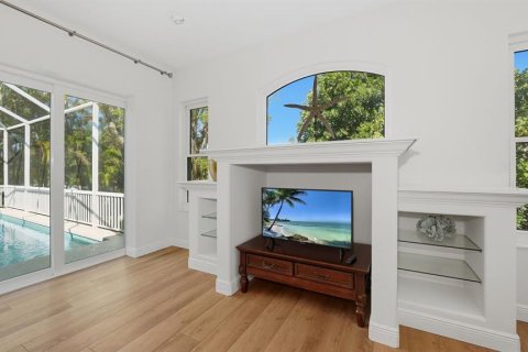House in Longboat Key, Florida 4 bedrooms, 269.32 sq.m. № 2117293 - photo 12
