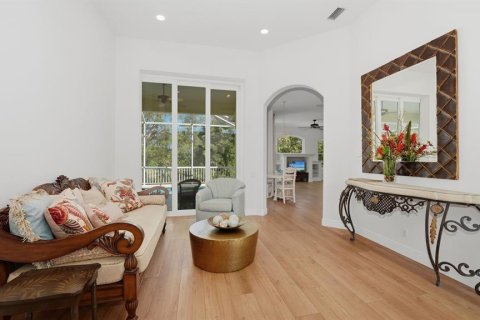House in Longboat Key, Florida 4 bedrooms, 269.32 sq.m. № 2117293 - photo 9