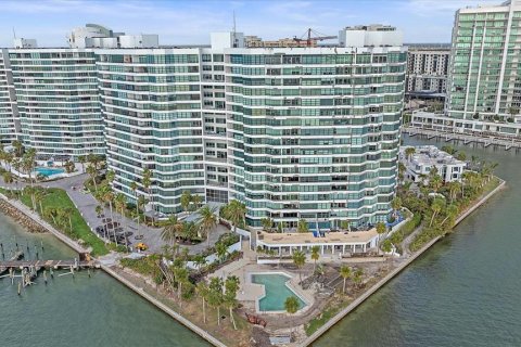 Condominio en alquiler en Sarasota, Florida, 2 dormitorios, 152.55 m2 № 1659588 - foto 1