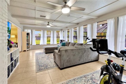 House in Riverview, Florida 4 bedrooms, 239.32 sq.m. № 1771722 - photo 16