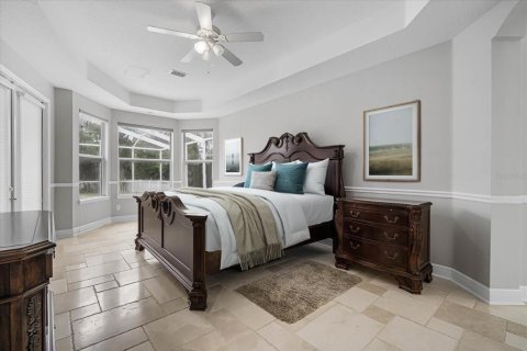 House in Riverview, Florida 6 bedrooms, 509.48 sq.m. № 1533177 - photo 14