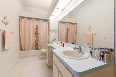 Villa ou maison à vendre à Spring Hill, Floride: 3 chambres, 180.6 m2 № 2416785 - photo 28
