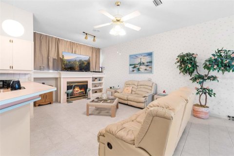 Villa ou maison à vendre à Spring Hill, Floride: 3 chambres, 180.6 m2 № 2416785 - photo 14