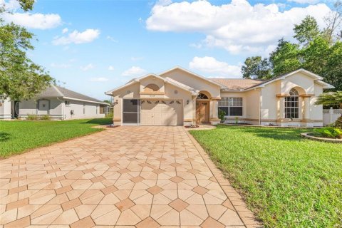 Villa ou maison à vendre à Spring Hill, Floride: 3 chambres, 180.6 m2 № 2416785 - photo 4