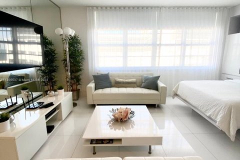 Copropriété à louer à Miami Beach, Floride: 49.24 m2 № 2154655 - photo 16