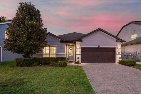 Villa ou maison à vendre à Longwood, Floride: 4 chambres, 192.31 m2 № 2358305 - photo 2